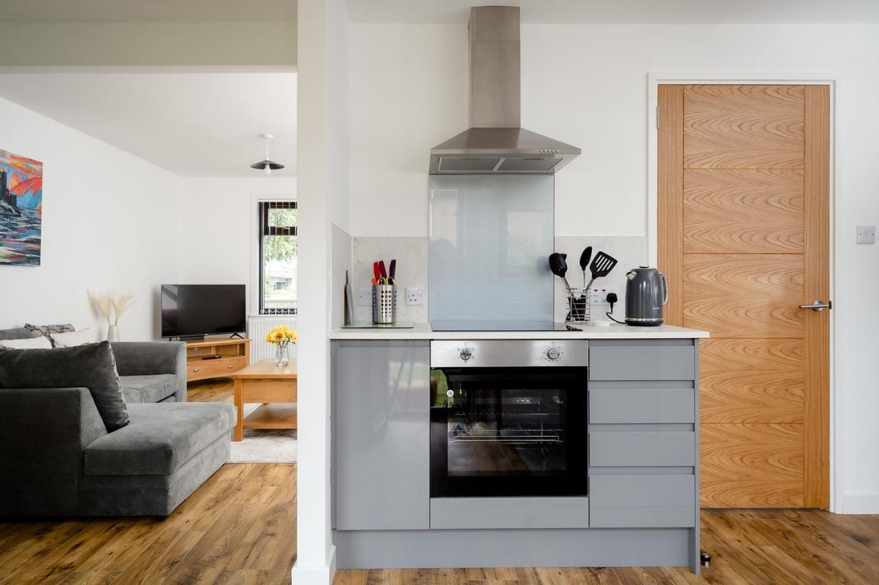 Ness Riverfront Holiday Home - City Centre Inverness Extérieur photo