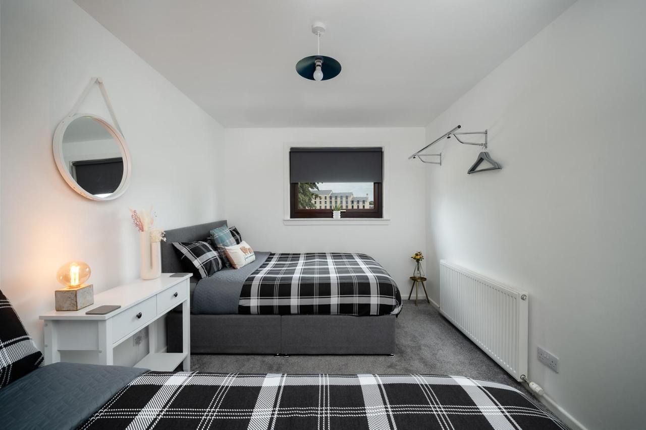 Ness Riverfront Holiday Home - City Centre Inverness Extérieur photo